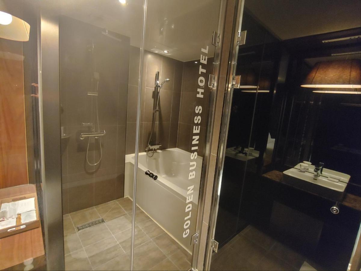 Golden Business Hotel Jinju Exterior photo